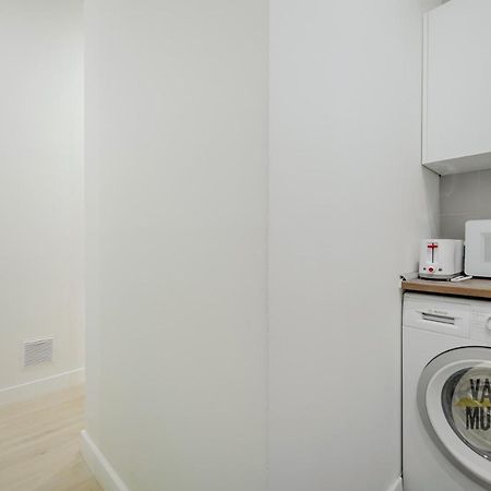 Nuevo Apt De 7 Pax En El Corazon De Malasana Madrid Exteriör bild